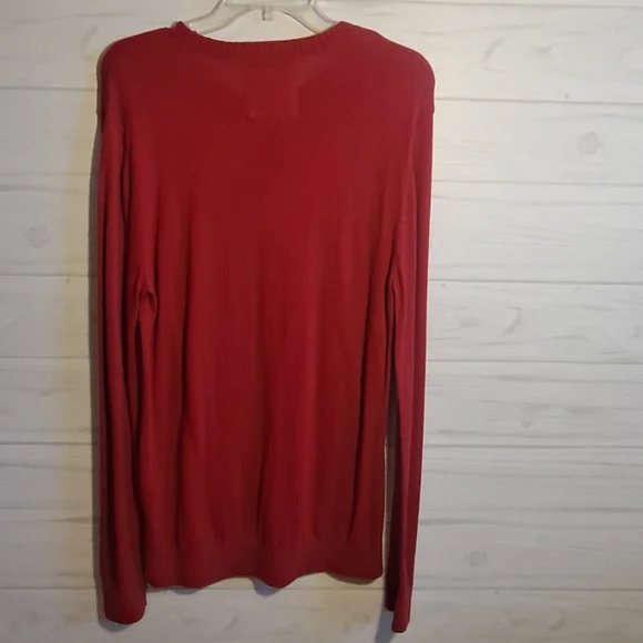 Hollister Sweater - Picture 3 of 4